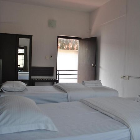 Daswal B&B Hotel Madikeri Ngoại thất bức ảnh