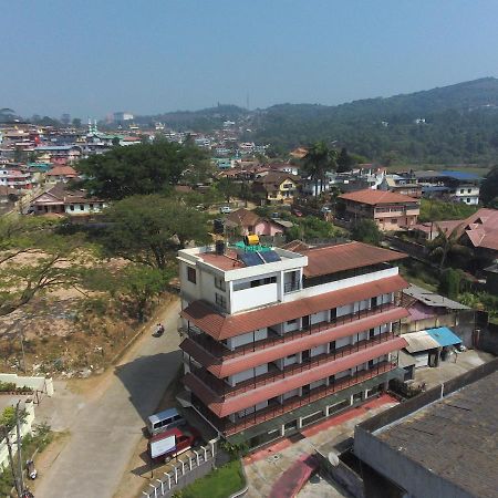 Daswal B&B Hotel Madikeri Ngoại thất bức ảnh
