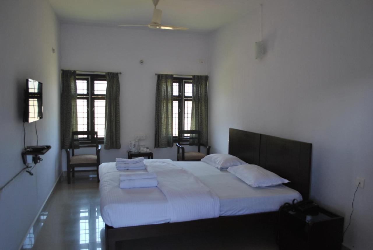 Daswal B&B Hotel Madikeri Ngoại thất bức ảnh