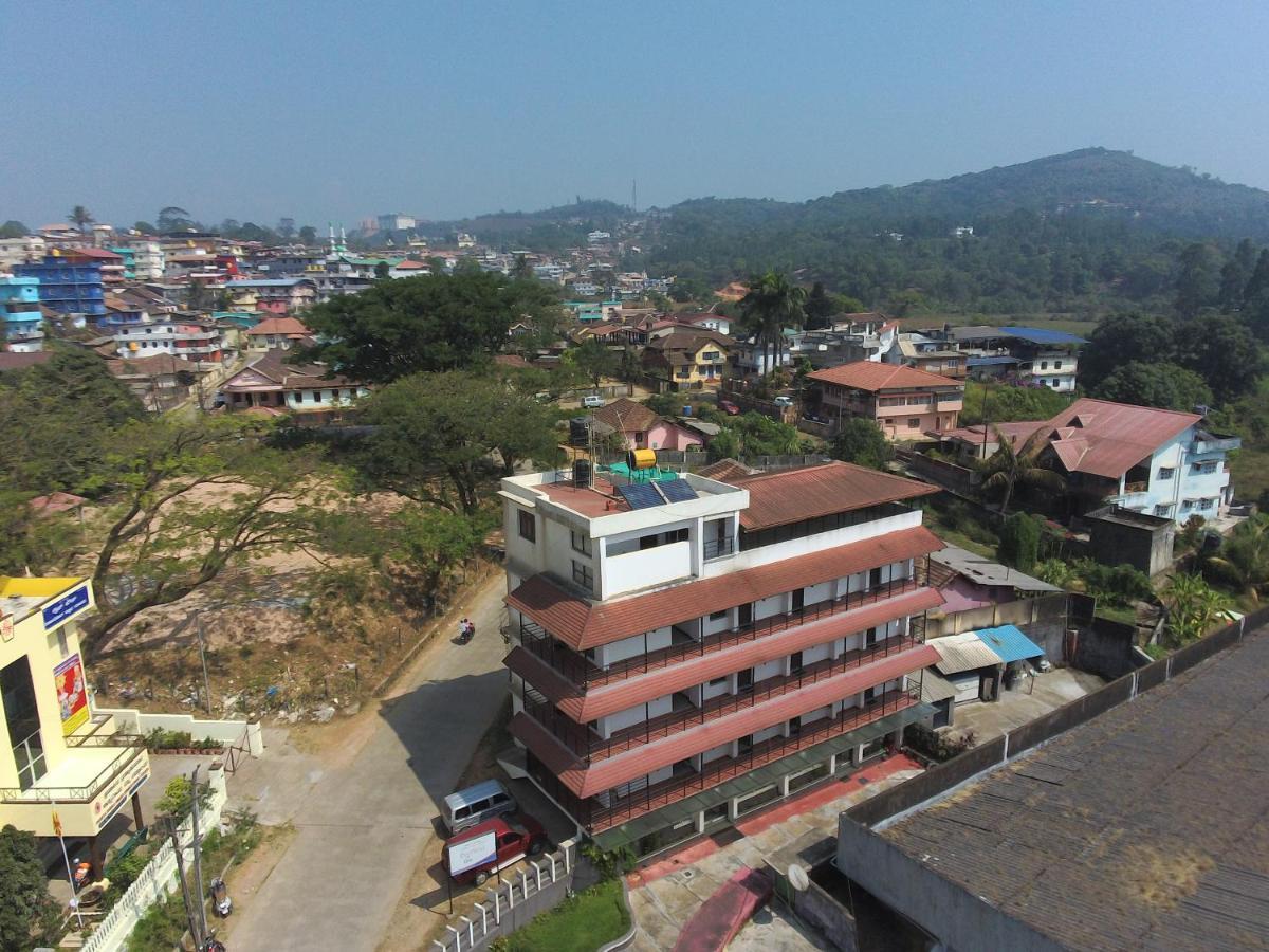 Daswal B&B Hotel Madikeri Ngoại thất bức ảnh